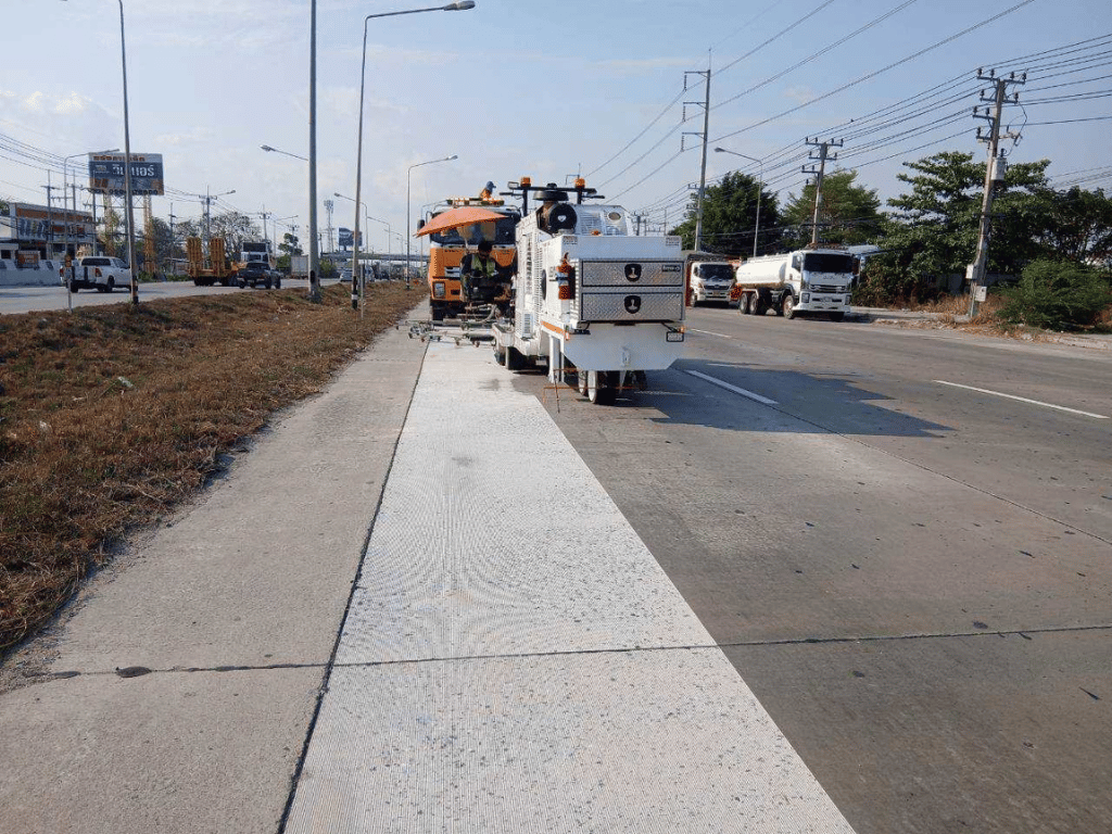 งานเซาะร่องด้วยวิธี Grinding ผิวทาง